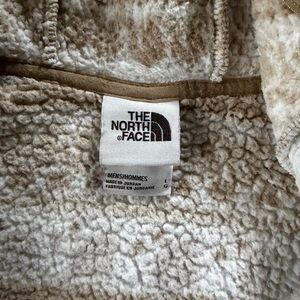 The North Face Tan and Cream Fleece Jacket